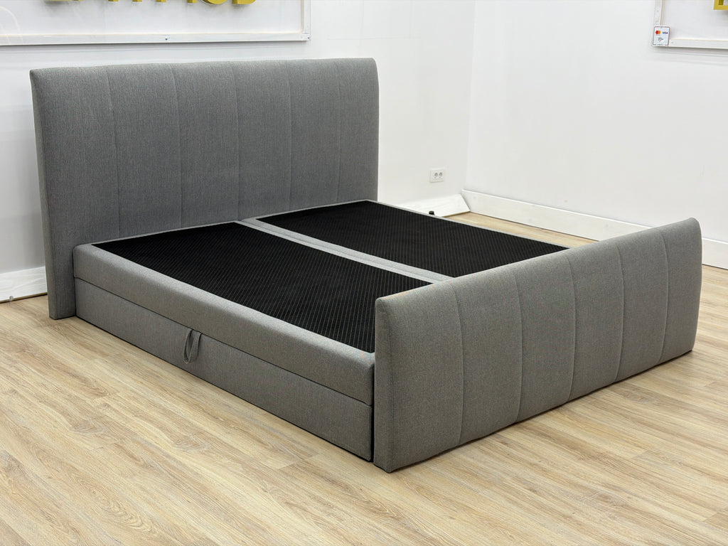 Pat Boxspring  180X200 Import Germania 2800 LEI /Saltea inclusa in preț