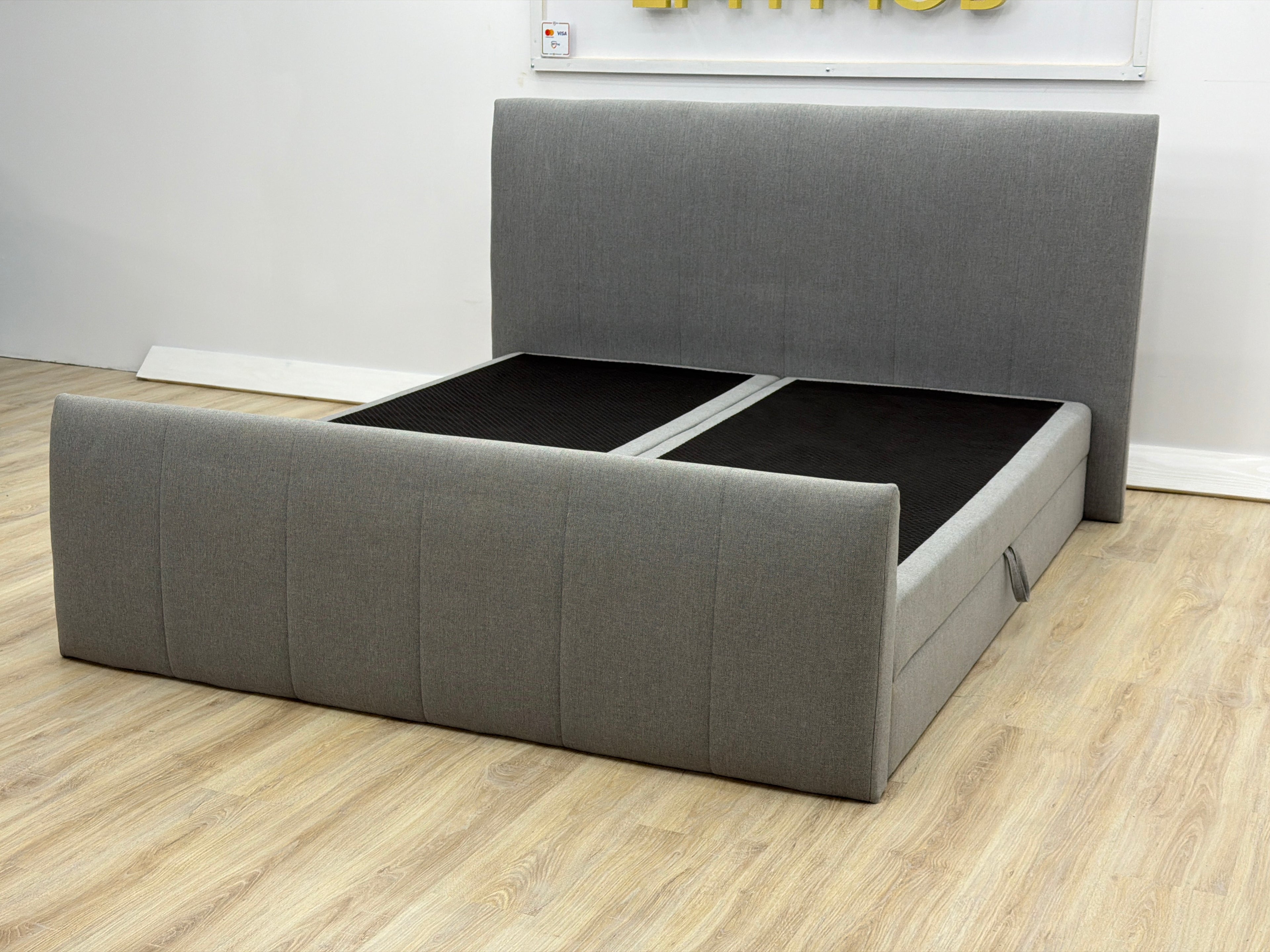 Pat Boxspring  180X200 Import Germania 2800 LEI /Saltea inclusa in preț