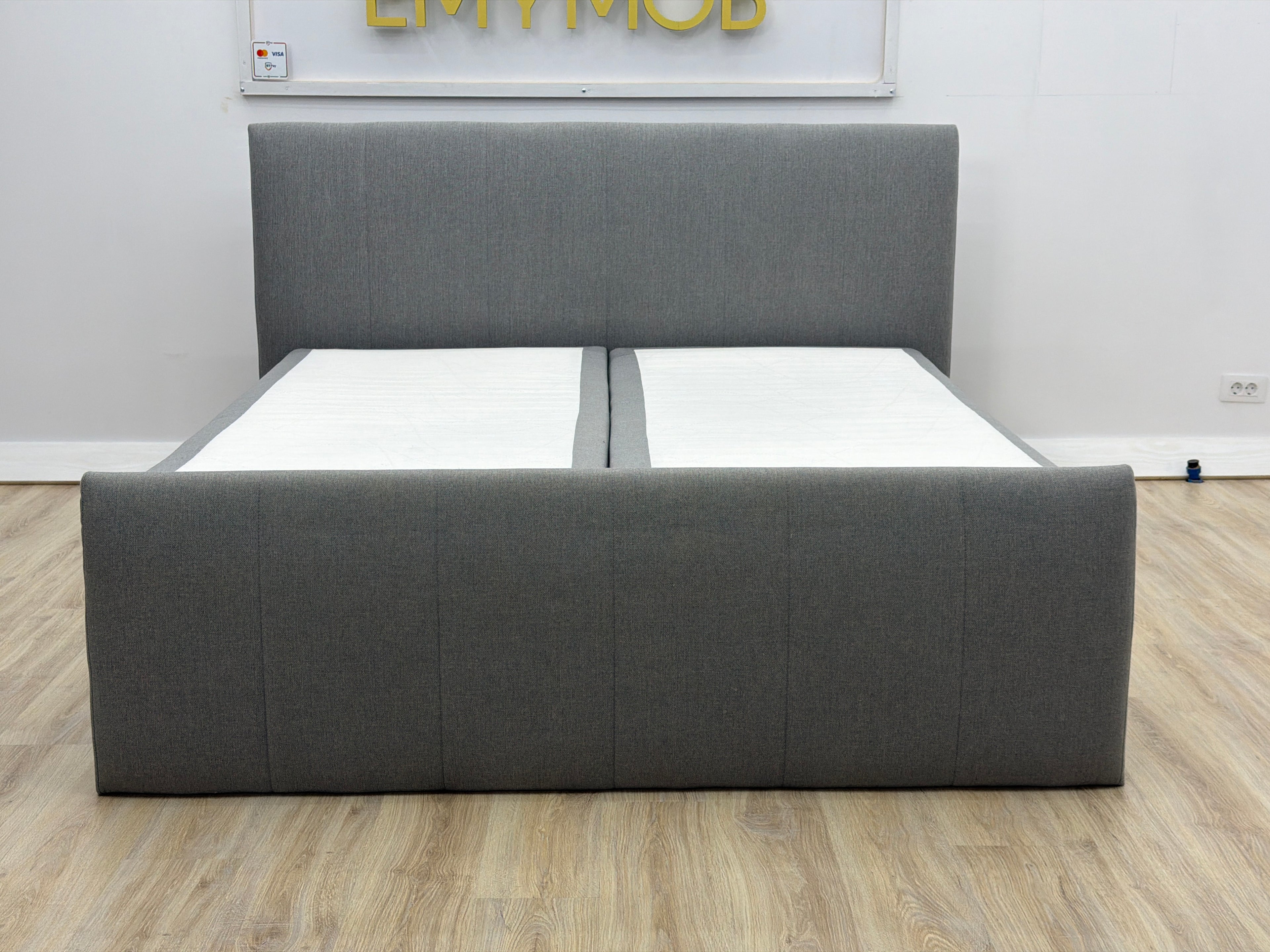 Pat Boxspring  180X200 Import Germania 2800 LEI /Saltea inclusa in preț