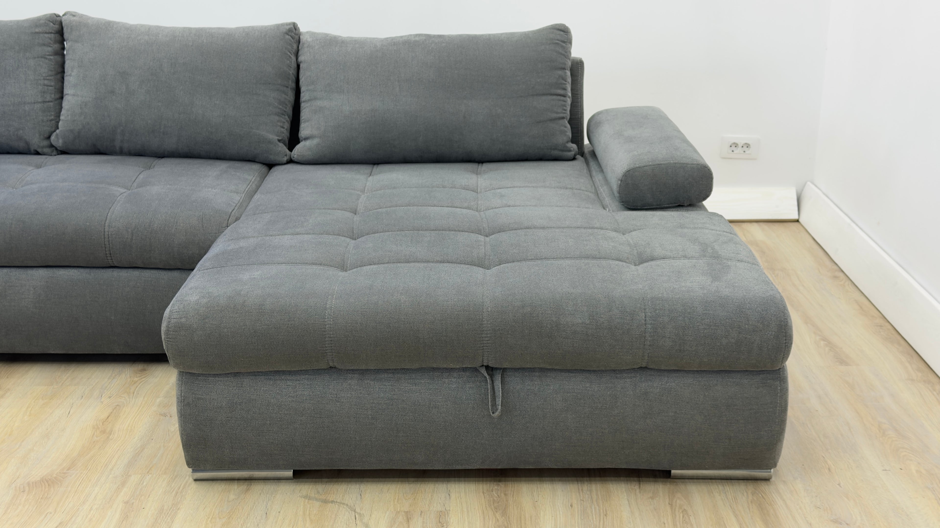Colțar extensibil cu ladă de depozitare – 295 x 180 cm